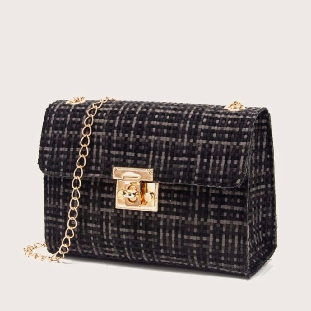 Tweed chain crossbody bag